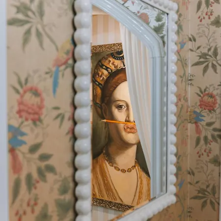 Diverso By Kot Sen Rare Hand-painted Apartman *